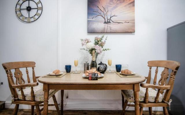 Langland Road - 1 Bedroom Apartment - Mumbles