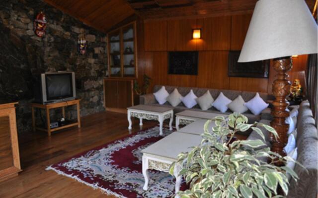 Apple Orchard Resort