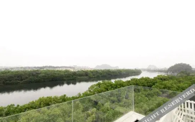 O.Live Social (Guilin Elephant Trunk Hill Two Rivers and Four Lakes Store)