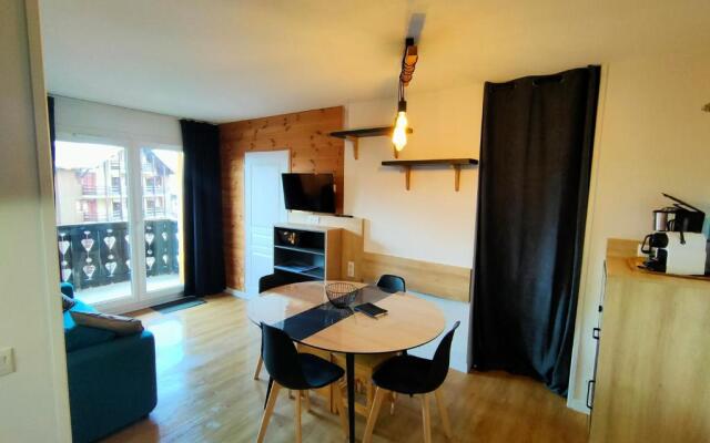 Risoul Appartement 2 chambres Piscine Balcons de Sirius