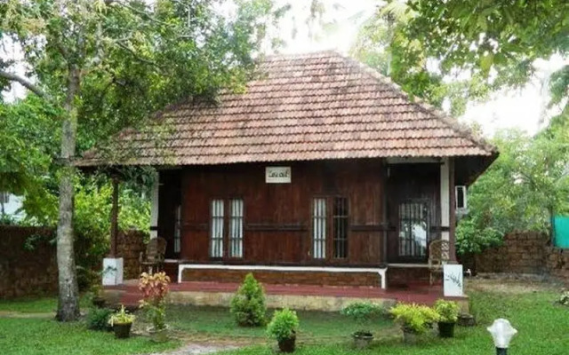 Lovedale Lakeside Homestay