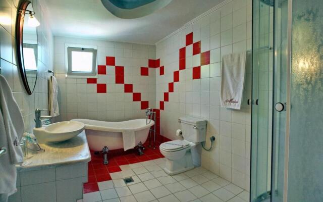 Malemi Organic Hotel