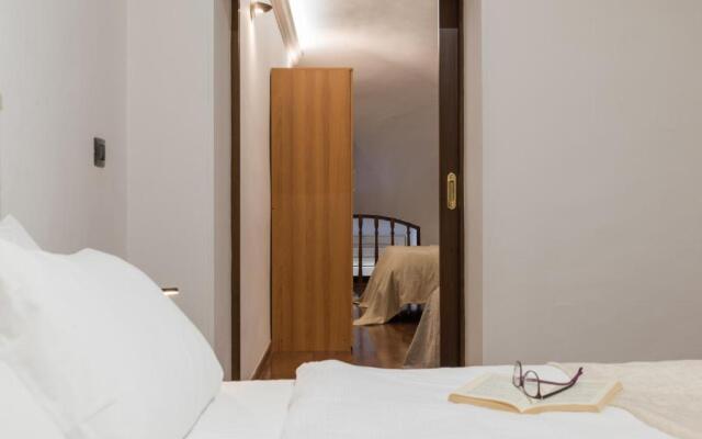 Classic Style Duplex Apartment by Wonderful Italy
