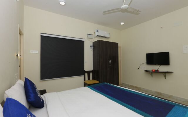The ECR Grand Residency by OYO Rooms