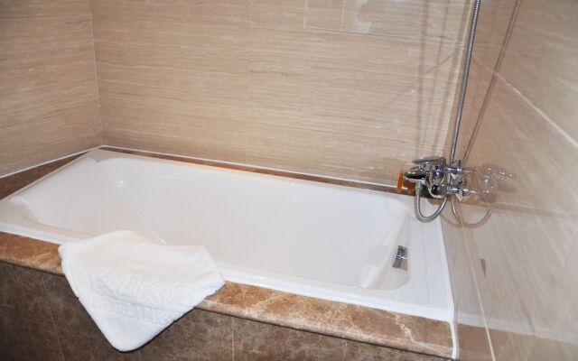 Weigela Park Hotel