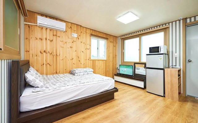 Yeosu Dolsan Healing Pension
