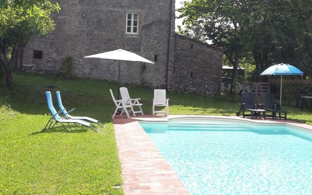 Dreamy Cottage in Trebbio With Swimming Pool