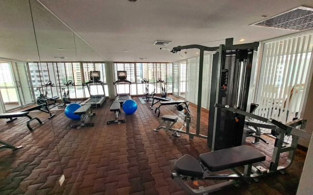 6C - No Impact From Earthquake 2bedrooms 2 Bath Downtown Bangkok