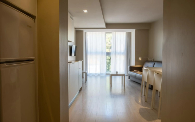 Daro Apartments