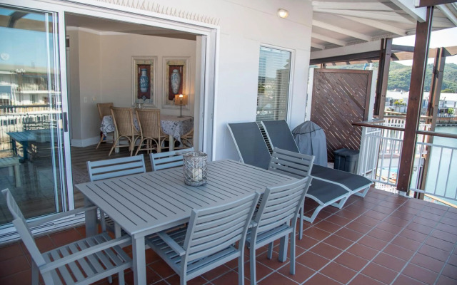 18 Quay West, Waterfront