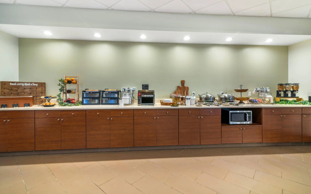 The Clocktower Hotel at Century House, an Ascend Collection Hotel