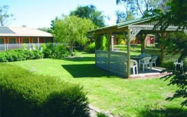 Aristocrat Waurnvale Motel