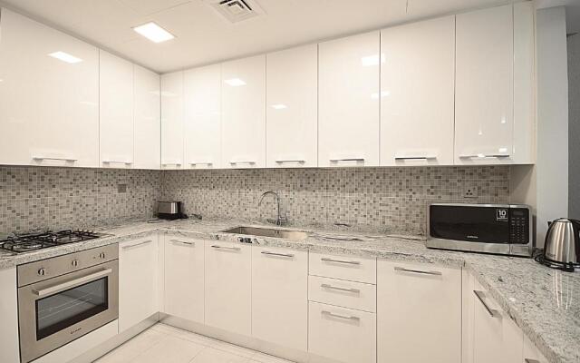 KeyHost - Regent Court JVC - K210