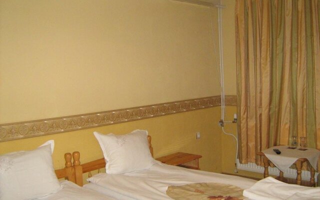 Dvata Brjasta Family Hotel