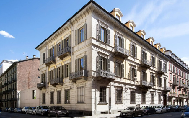 Opera 35 Boutique Hotel