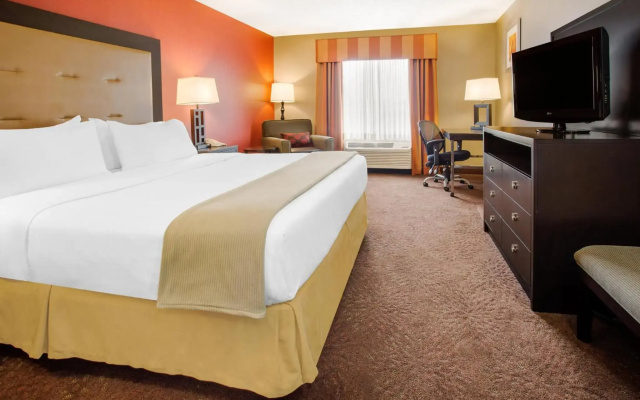 Muncie Place Hotel & Suites