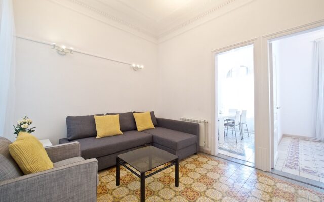 Gaudi Eixample Apartment