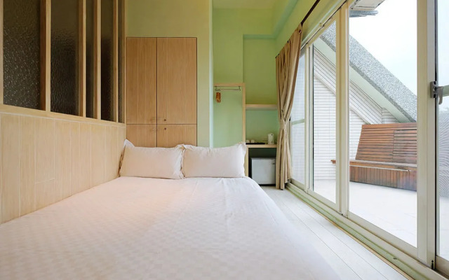 Pisces on the 6th and Breakfast