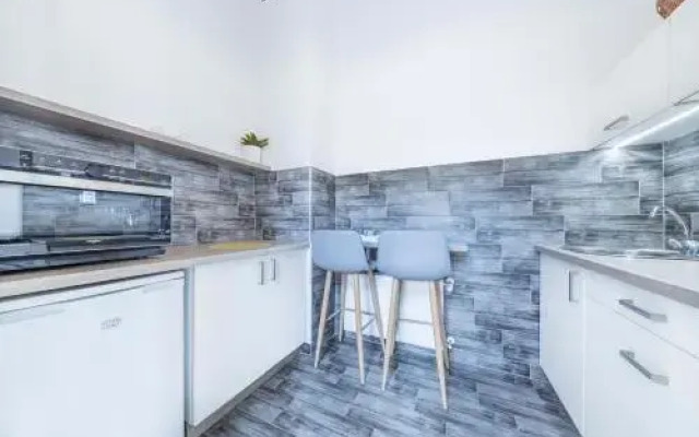 Kimchi Apartment