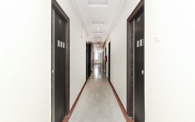 OYO Flagship 23620  VJR heights  Gachibowli