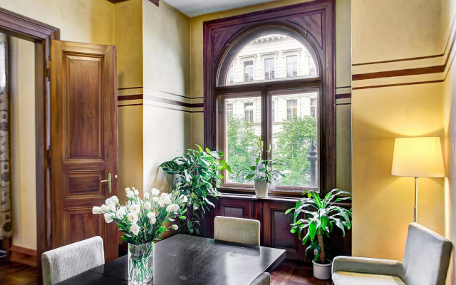 Art House Apartments by Adrez Living