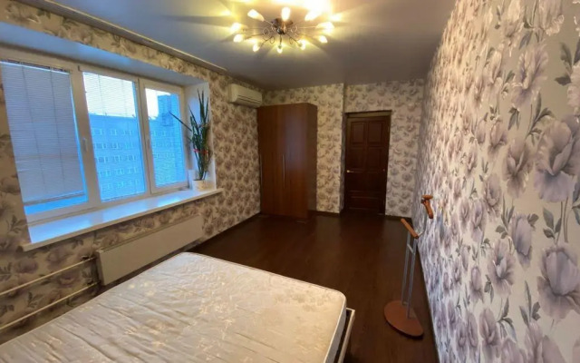 Хоум Отель на пр-т Кузнецкстроевский, 1