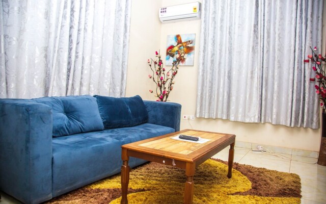 Earls Court Spintex Apartment