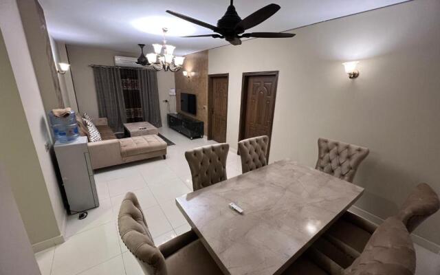 Super Deluxe three bedroom apartment