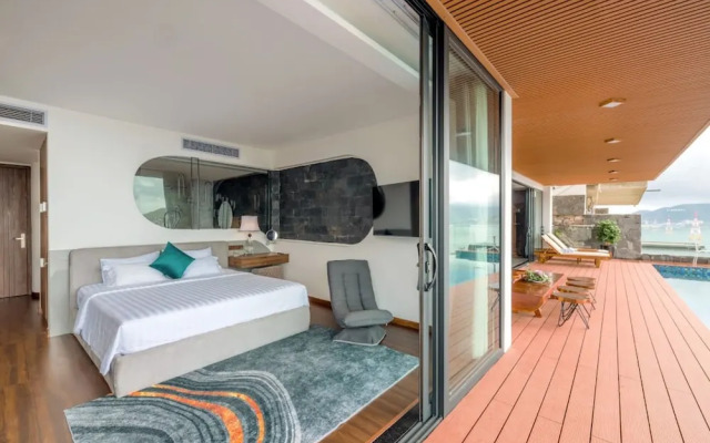 The Ocean Front Villa Nha Trang Abogo