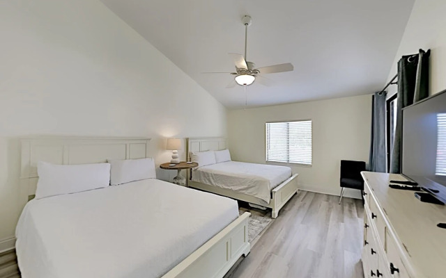 Shoreline Garden Townhomes #31 - Linger Longer