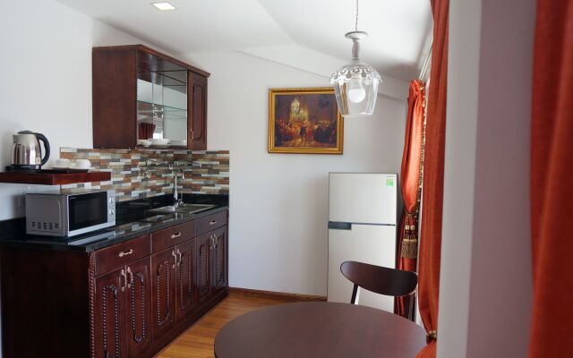 Collection O Emerald Luxury Apartment - Near SECC