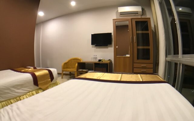 Hotel Ba Thaung