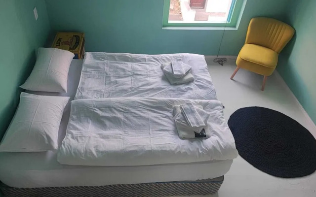 Purple Pearl at Bokaap