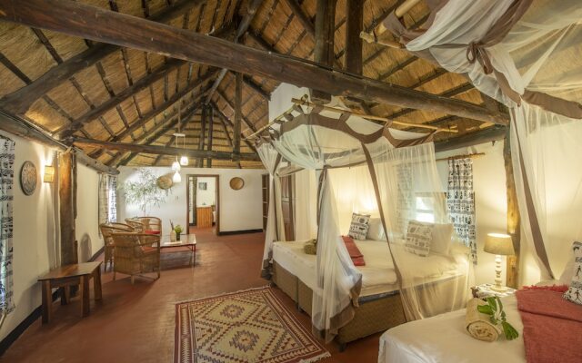 Pioneer Lodge Camp and Safaris