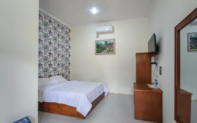 RedDoorz @ Tanakatto Homestay Waikabubak