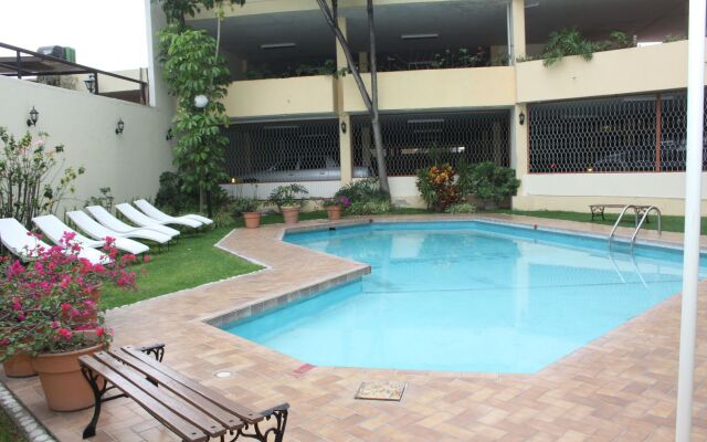 Hotel Parador Del Rio