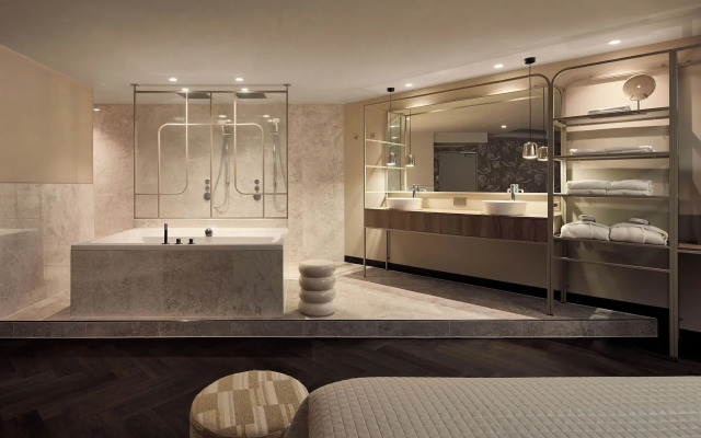 Van der Valk Hotel Groningen - Zuidbroek A7