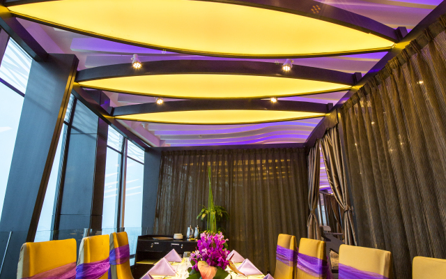 Asia International Hotel Guangzhou - Overseas Buyer Registration Services in Hotel & Free Shuttle between Hotel and Exhibition Center during Canton Fair