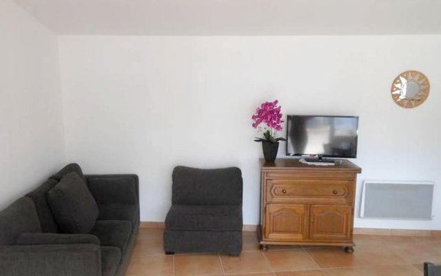 Apartment With one Bedroom in Blaye, With Wonderful City View, Furnish