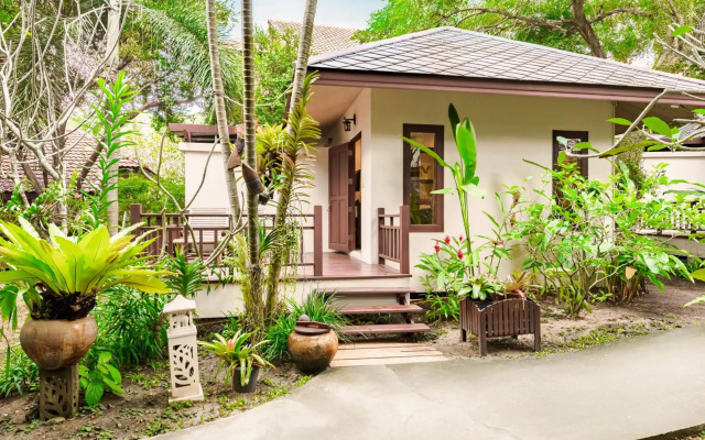 Promtsuk Buri Resort