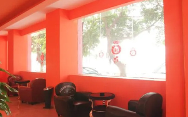 Aiqing Apartment Chain Hotel