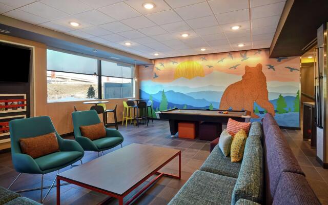 Tru By Hilton Denver South Park Meadows