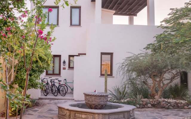 Casa Del Gallo 2 BR by Casago