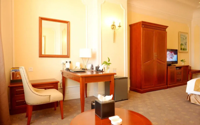 DaXingAnLing Jinma Palace