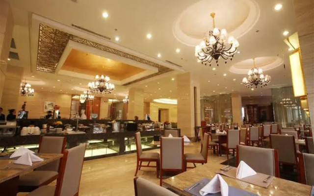 Shine Glory Hotel