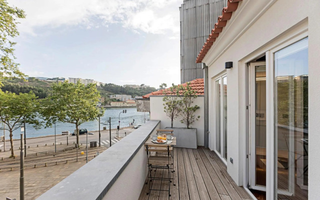 Wonderful 2BR Duplex Near River by LovelyStay