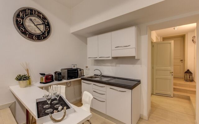 Trevi Miracle Suite