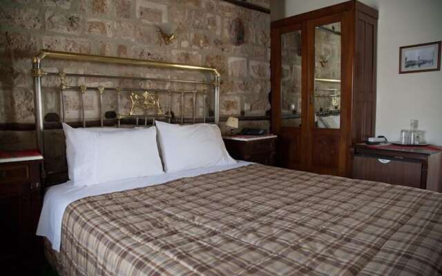 Hagiati Traditional Hotel