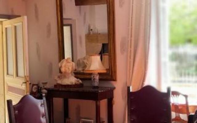 Propriete Familiale Merle Proche Paray Le Monial