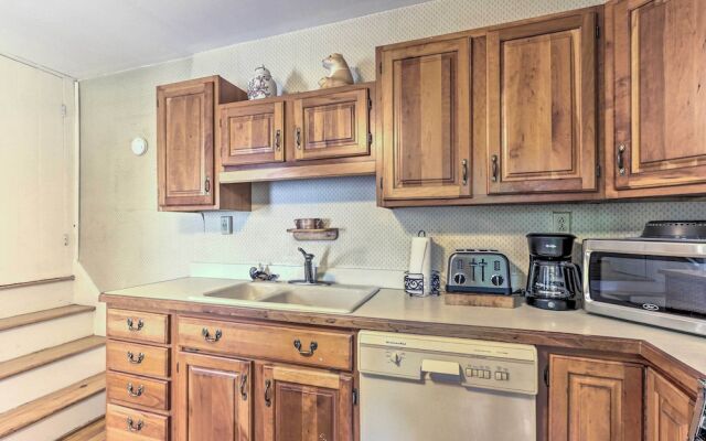 Historic Townhome in Downtown Shepherdstown!